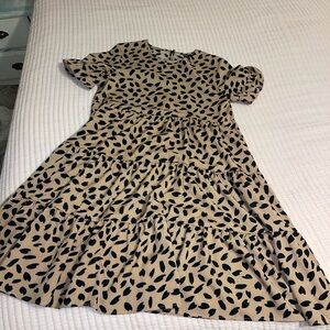 SHEIN Black and Tan Leaf Print Midi Dress
